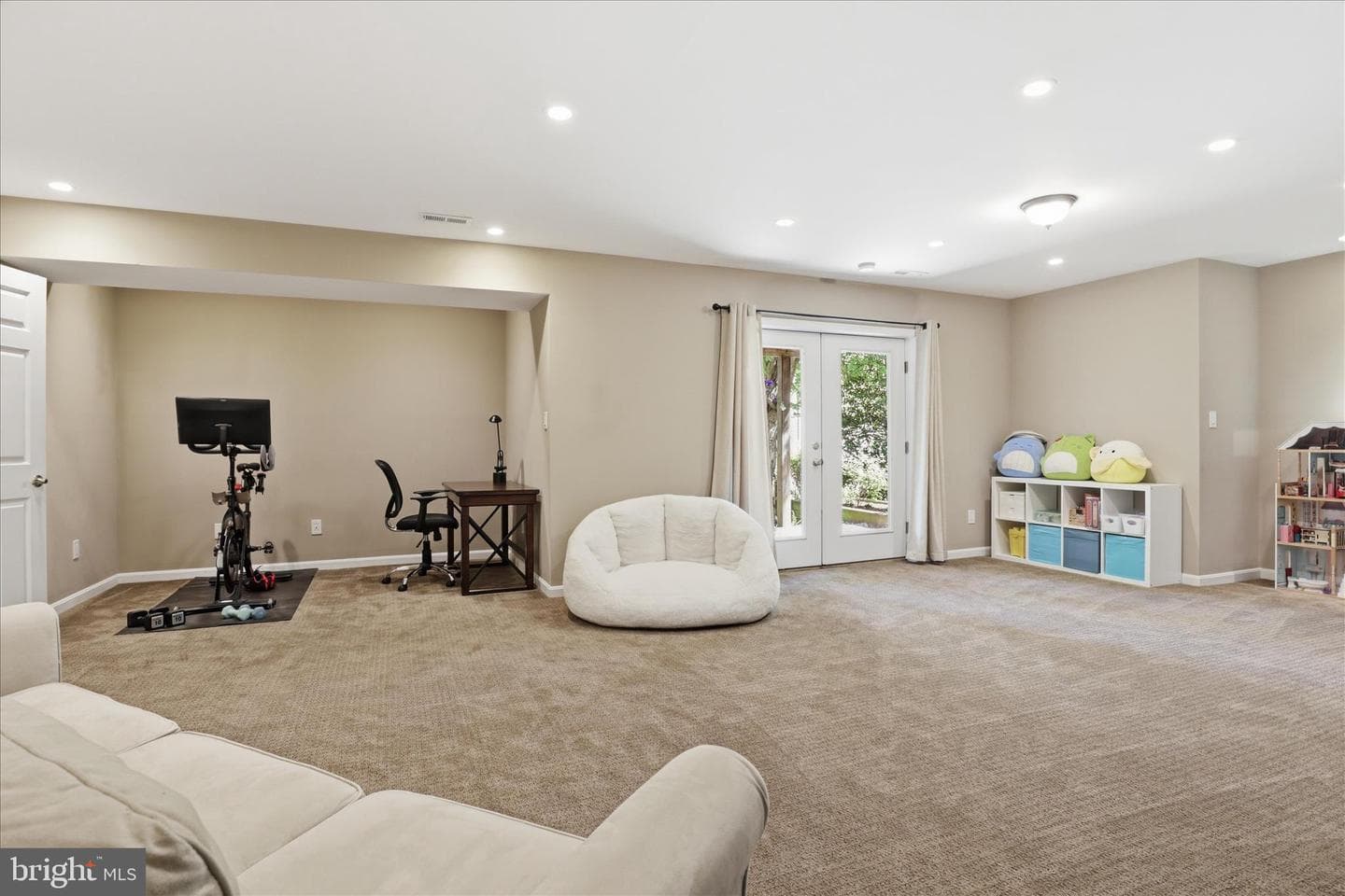 3424 Silver Maple Place photo 41