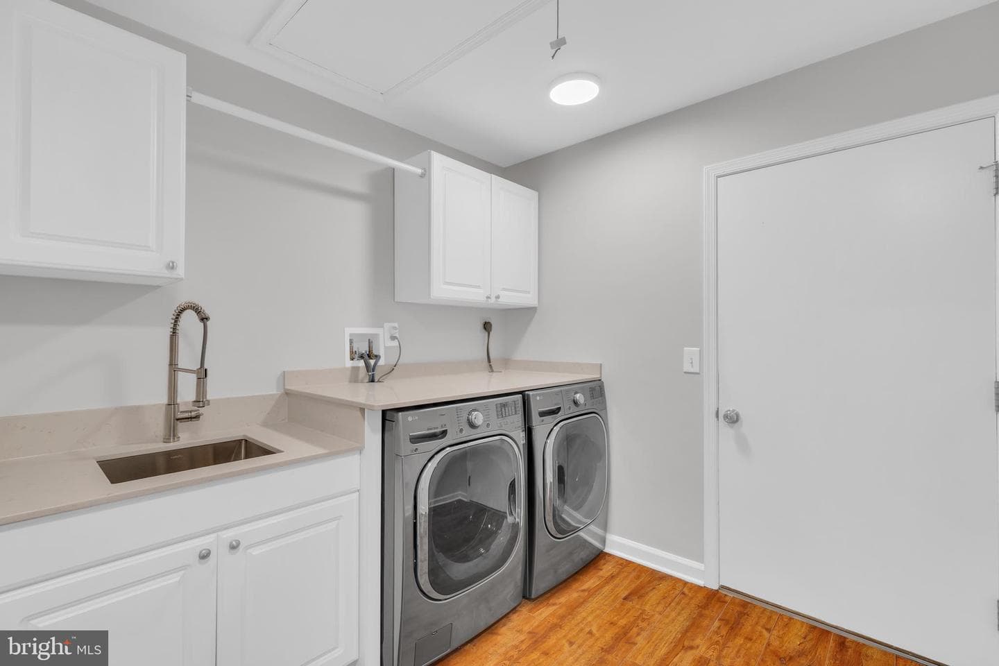 9920 Jaydee Boulevard photo 32