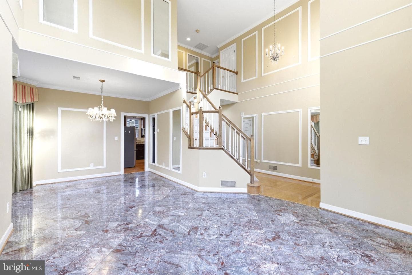 5804 Stone Creek Drive photo 8