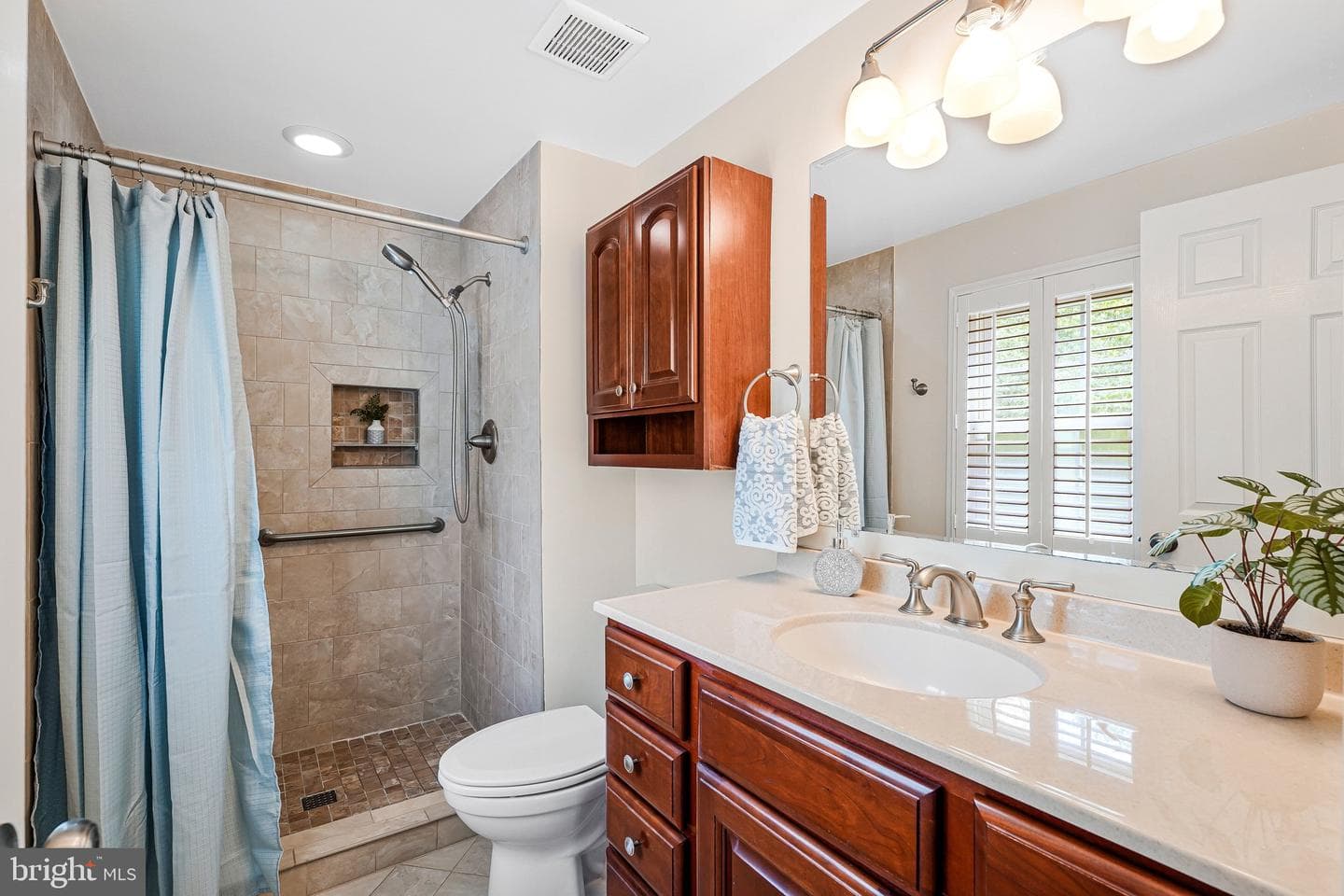 10719 Oakenshaw Court photo 11
