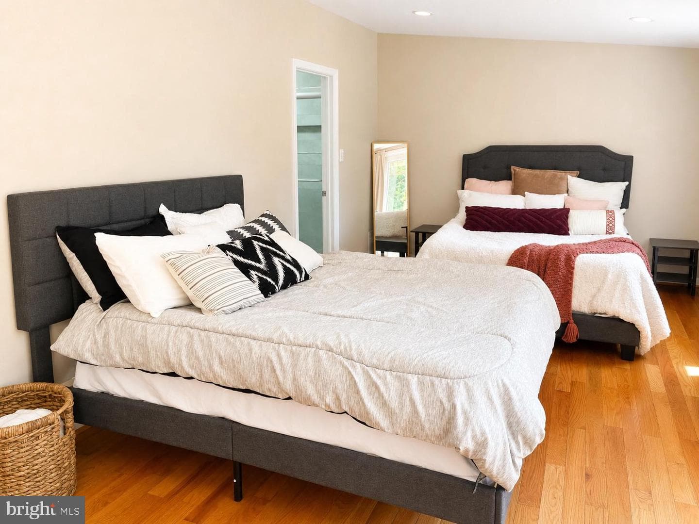 7113 Carol Lane photo 47