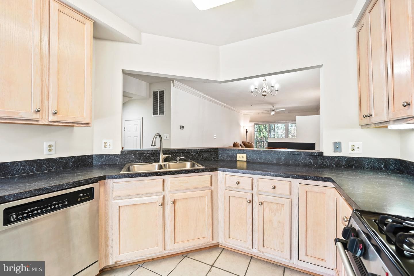 8856 Ashgrove House Lane #102 photo 10