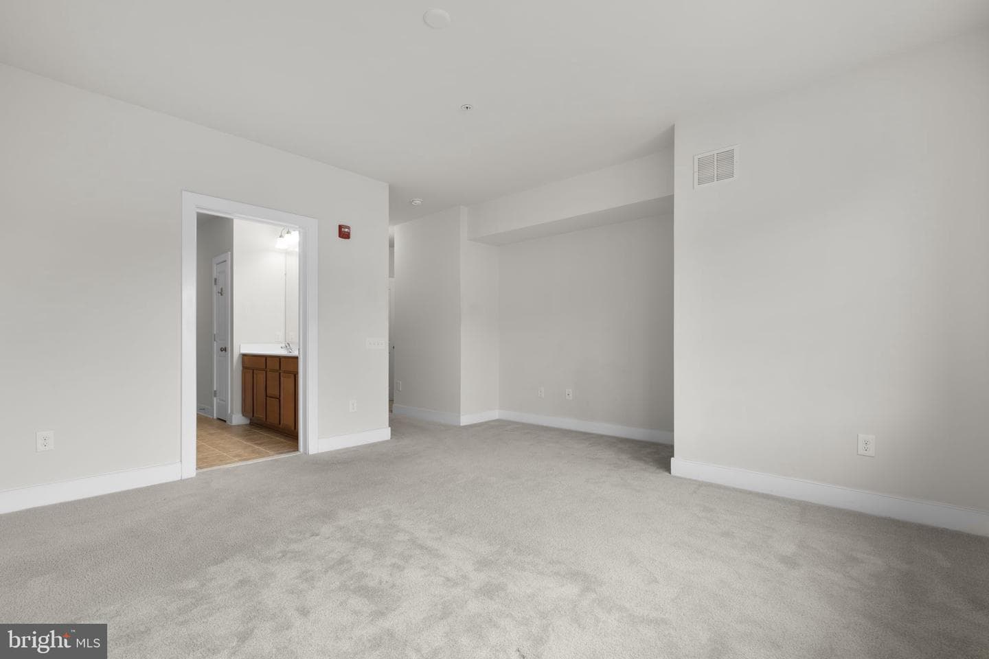 9521 Bastille Street #305 photo 18