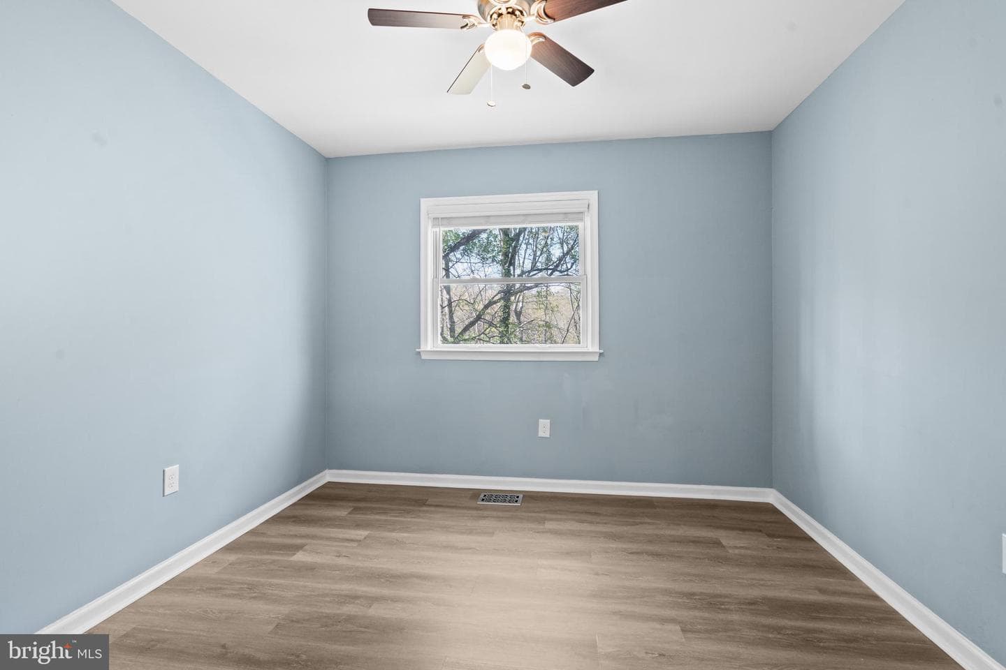 6392 Eighth Circle photo 21