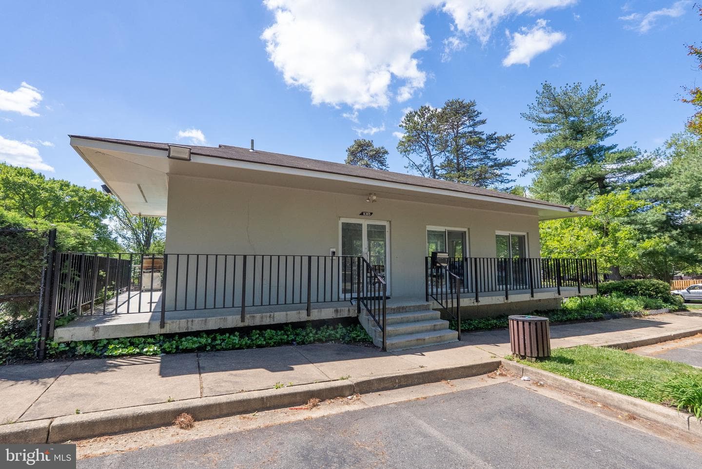 8361 Thompson Road photo 41