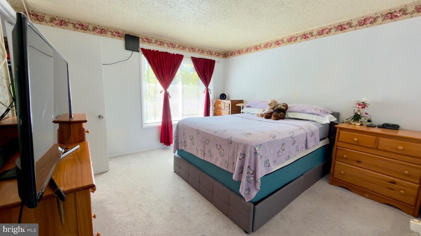 2219 Southgate Square photo 10
