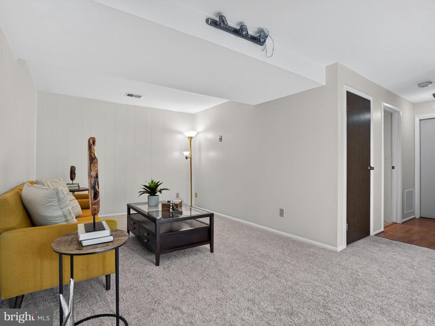 5914 Freds Oak Road photo 25