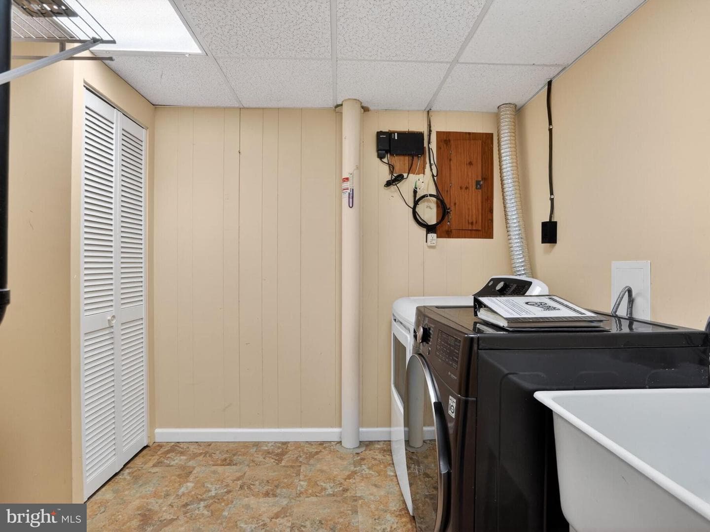 5914 Freds Oak Road photo 28