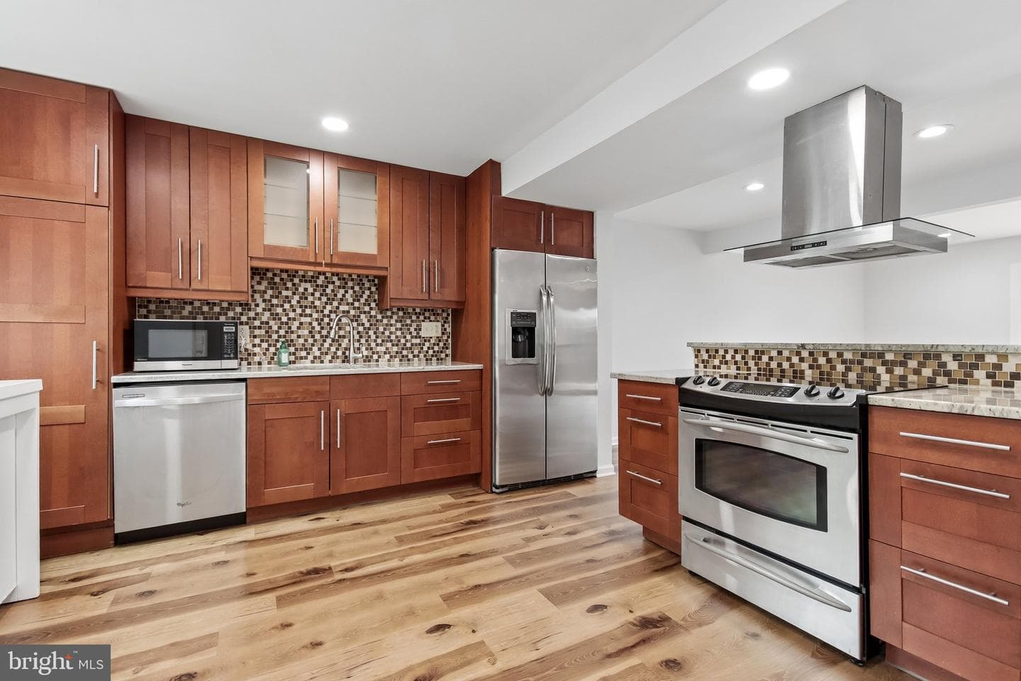 6518 Yadkin Ct photo 6