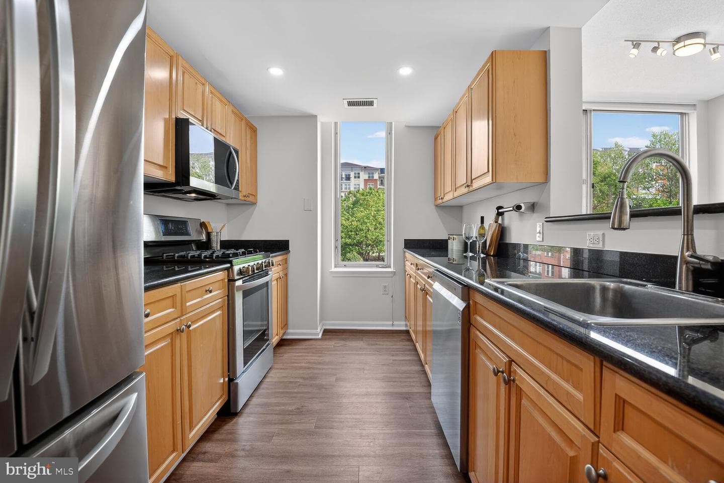 2726 Gallows Road #216 photo 6