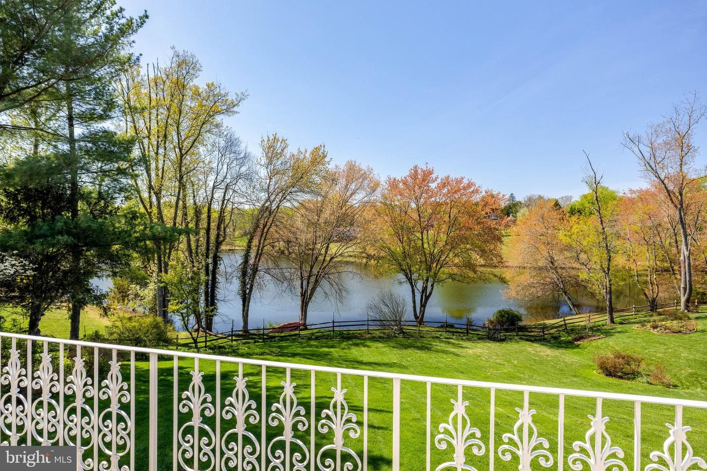 11221 Country Place photo 7