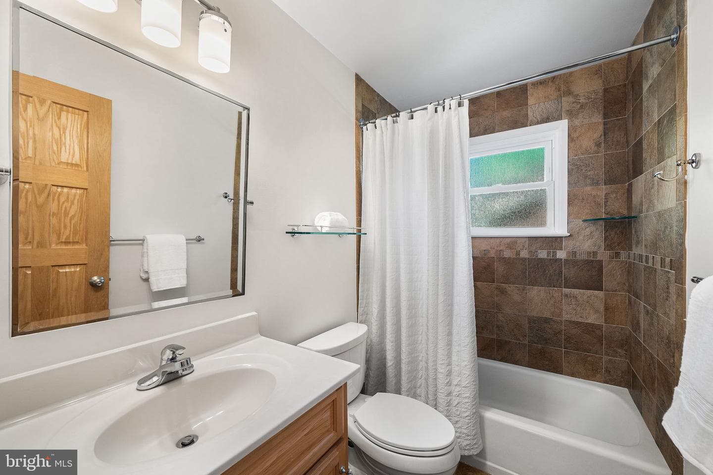 8408 Brewster Drive photo 27