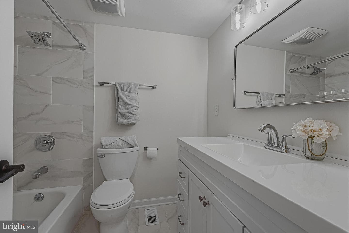 10725 Freds Oak Court photo 23