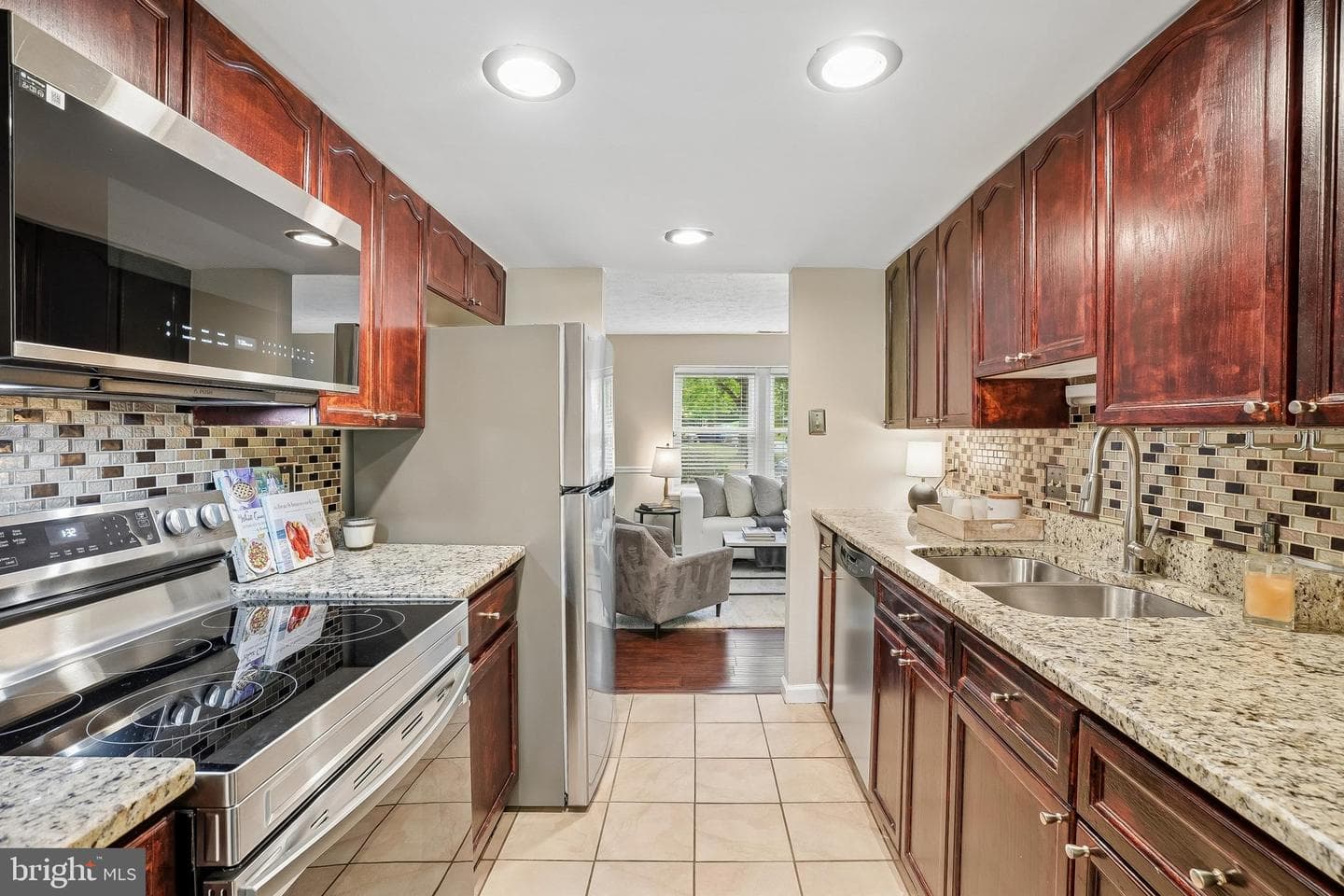 8236 Claremont Woods Drive photo 11