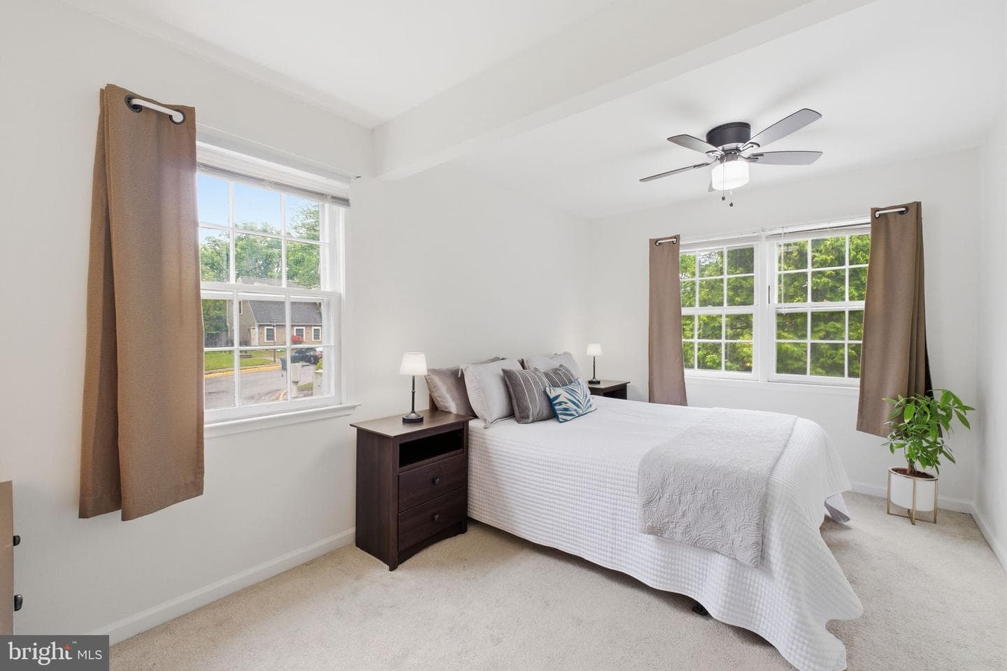 7709 Matisse Way photo 18