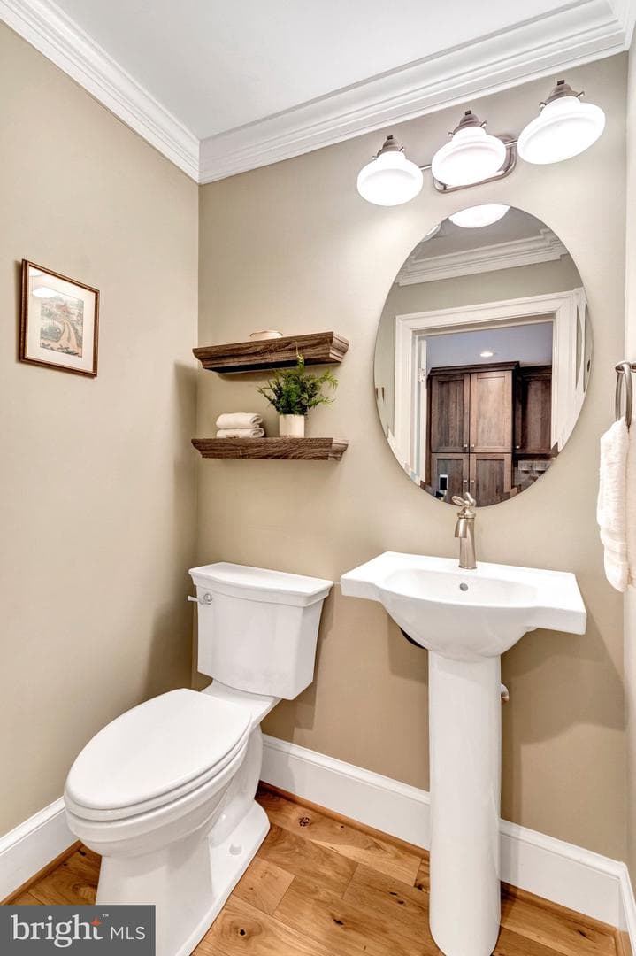 5948 Innisvale Drive photo 12