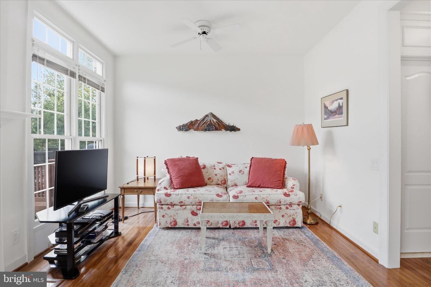 9566 Lagersfield Circle photo 13