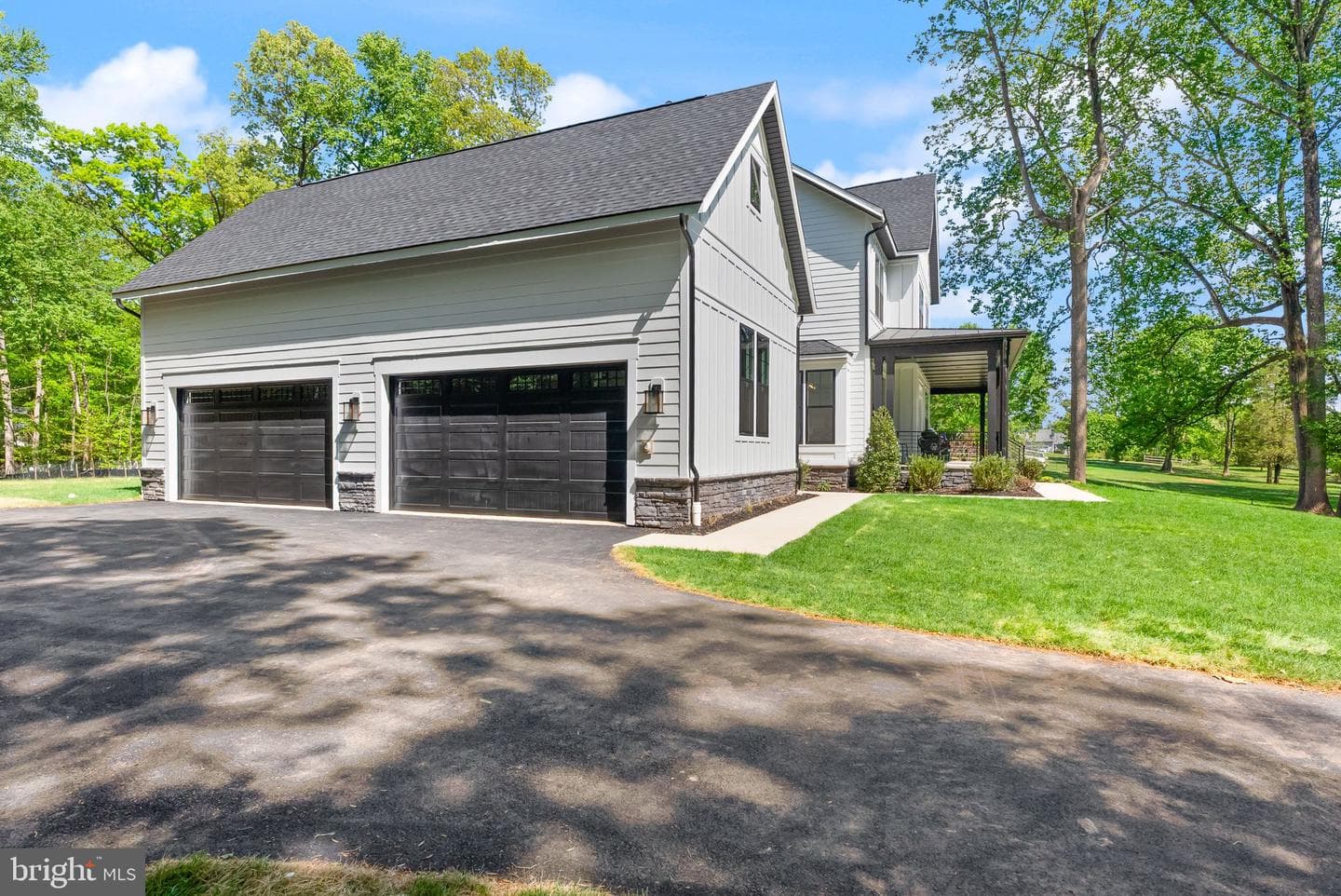 11800 Valley Road photo 12