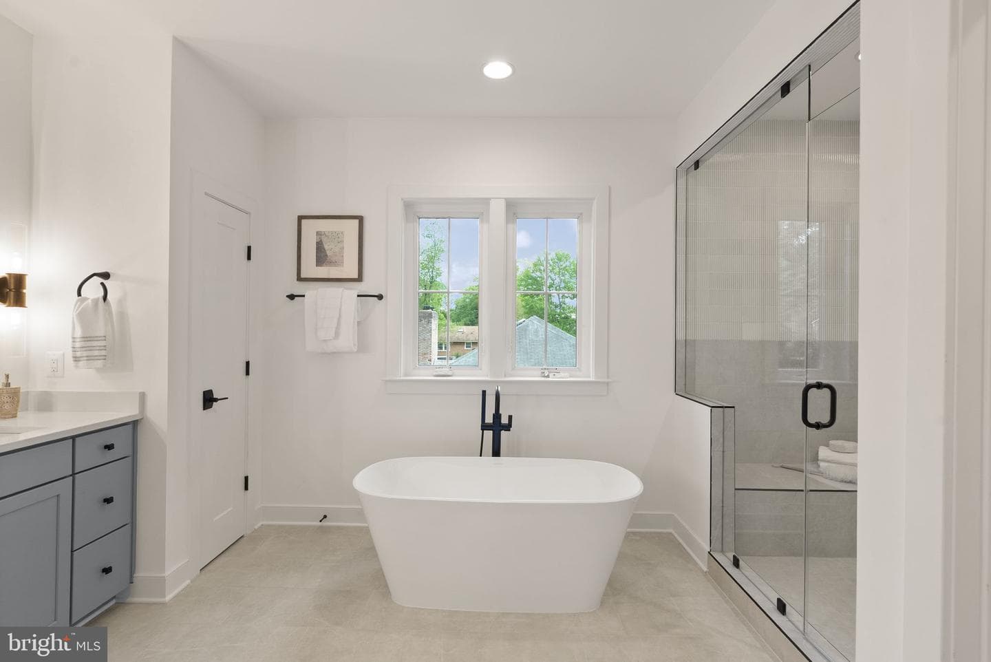 11800 Valley Road photo 46