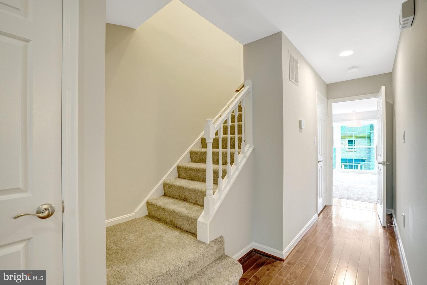 6402 Seven Oaks Court photo 3