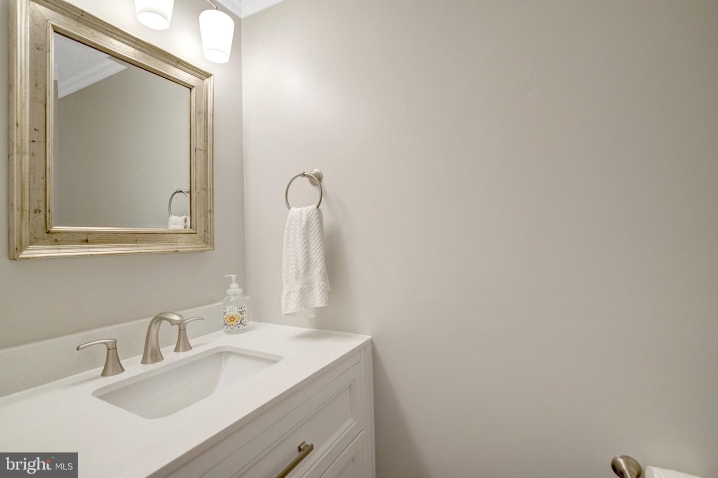 6402 Seven Oaks Court photo 4