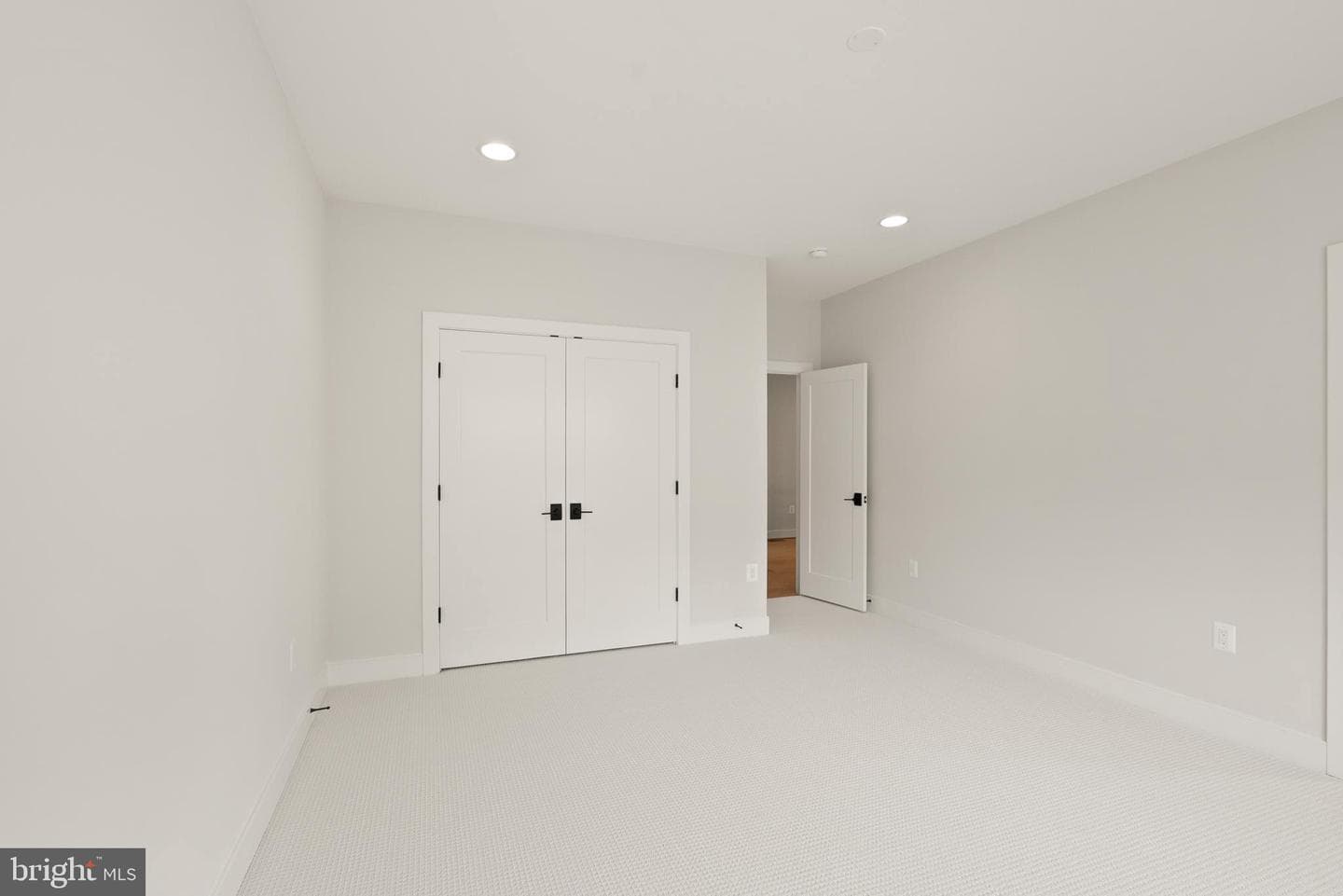 7421 Howard Court photo 64