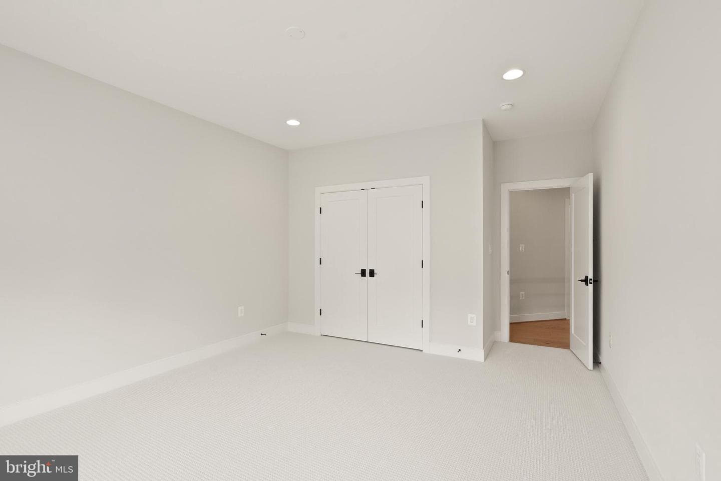 7421 Howard Court photo 65
