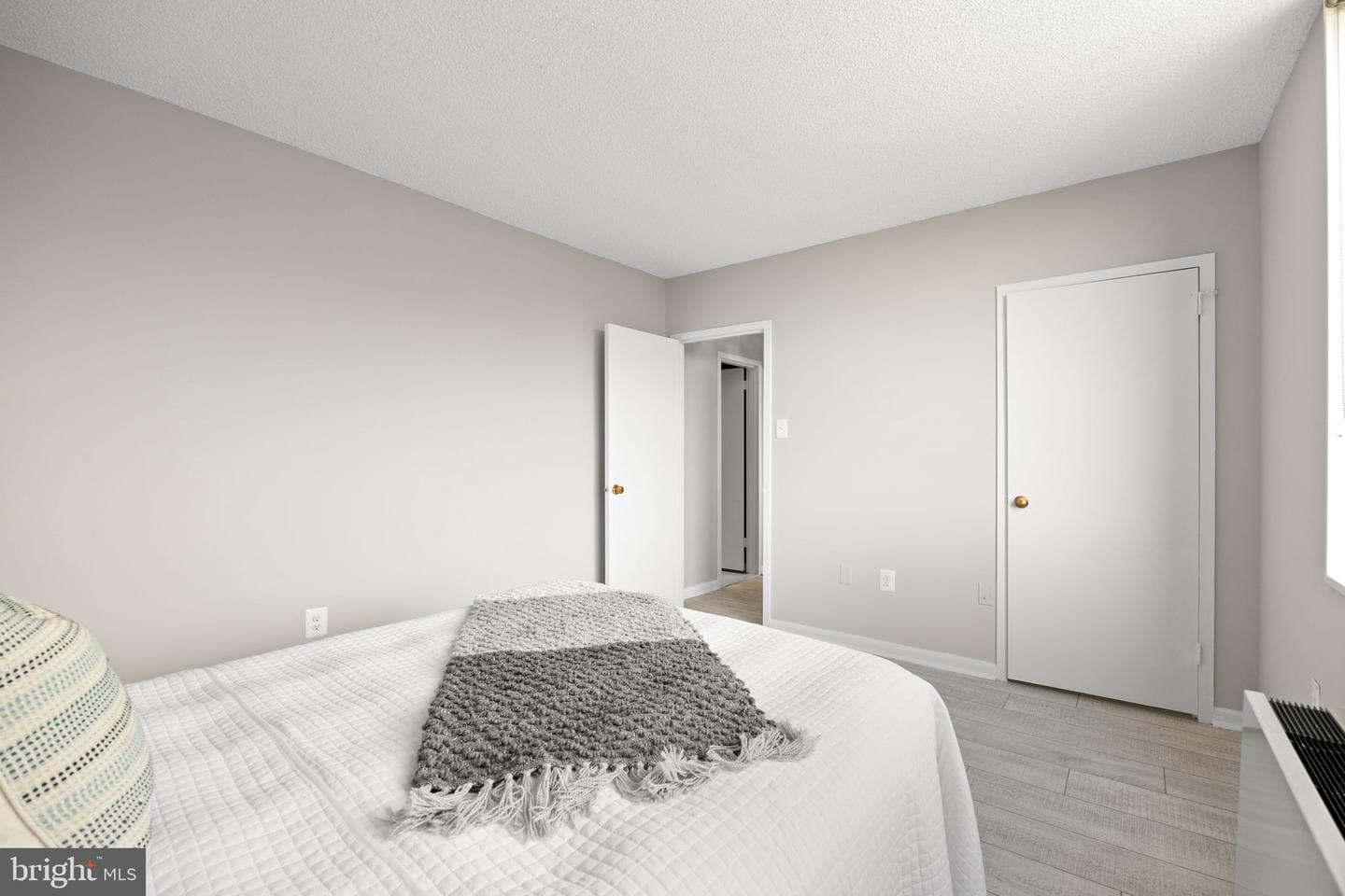 3701 S George Mason Drive #2518n photo 27