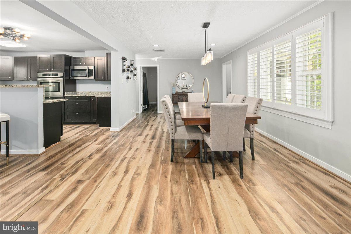 3700 Woodley Drive photo 7