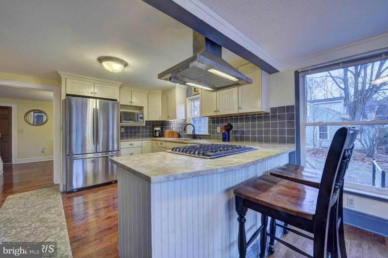 4645 Holly Avenue photo 6