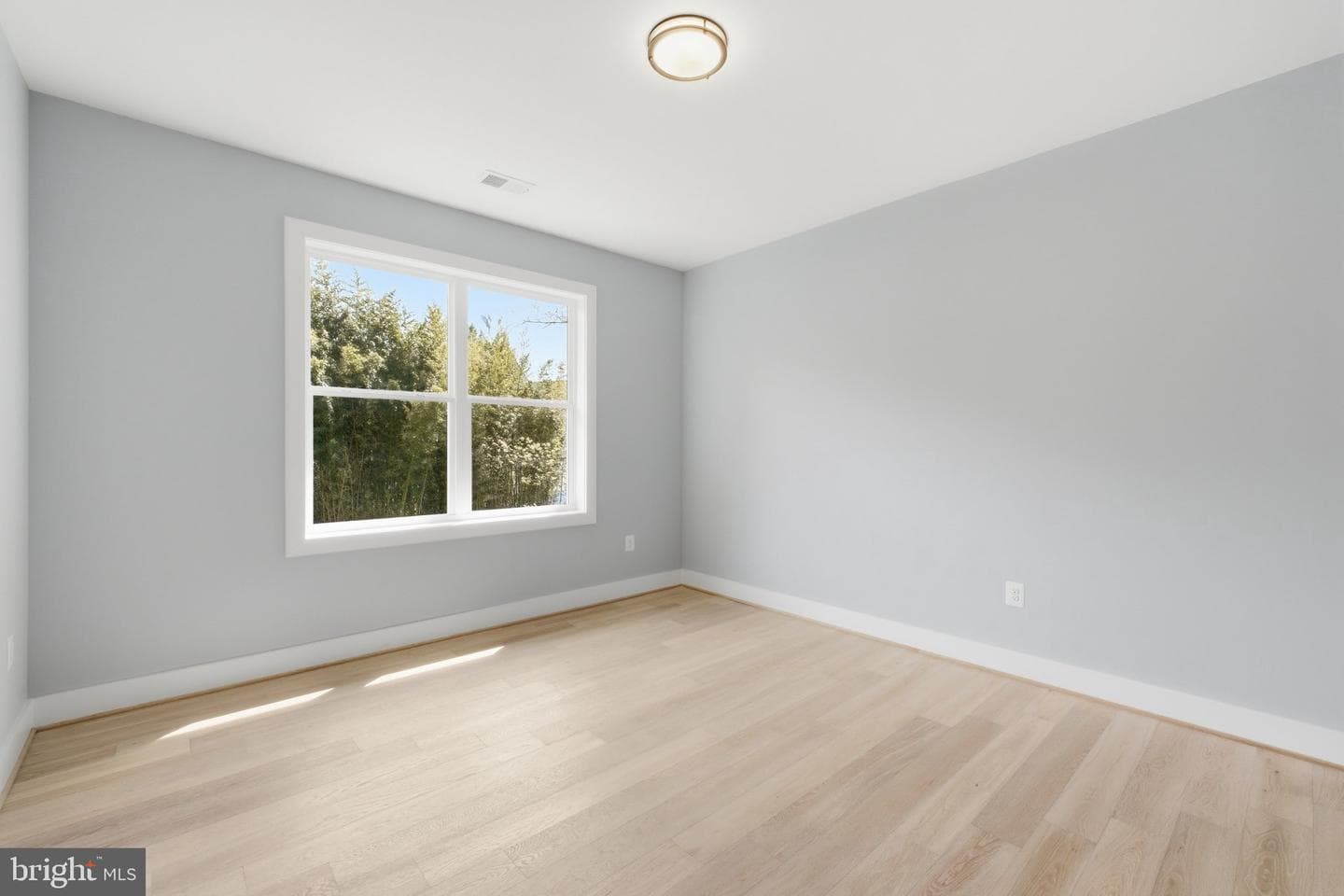 6645 Hallwood Avenue photo 30