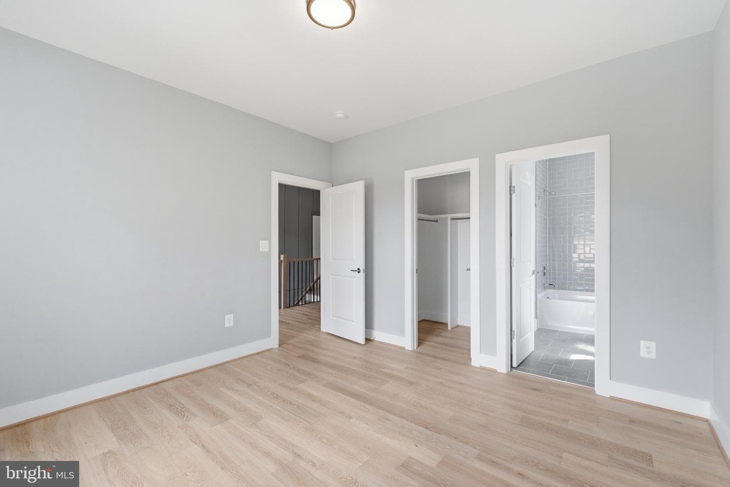 6645 Hallwood Avenue photo 35