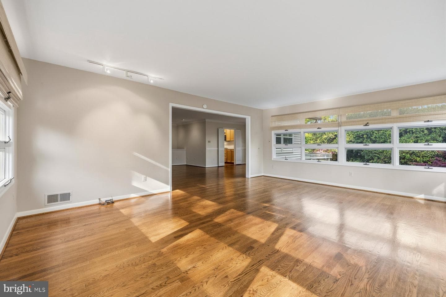 6713 Bellamy Avenue photo 9