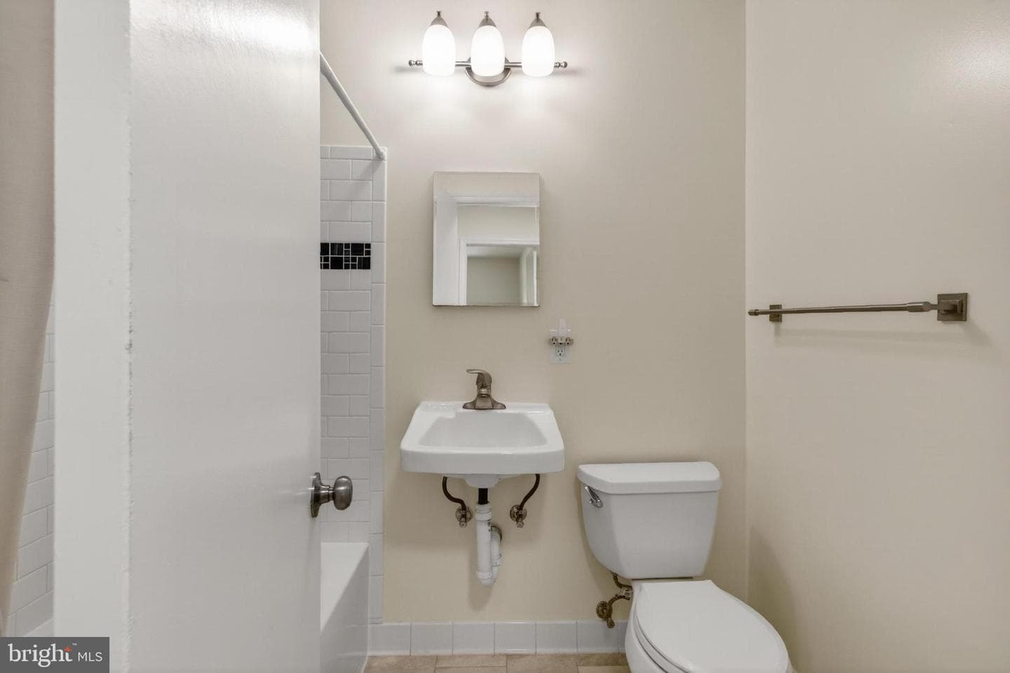 4984 Swinton Dr photo 31