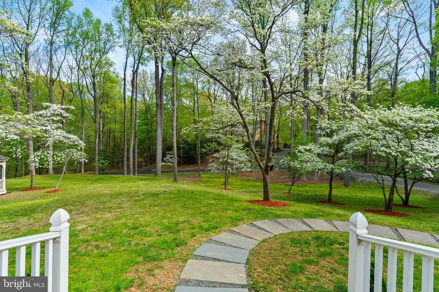 9201 Potomac Woods Lane photo 47