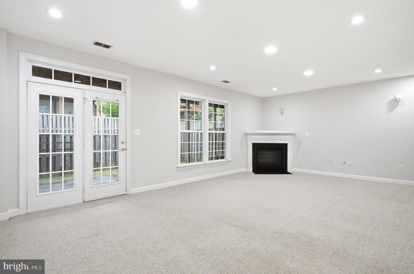 8908 Royal Hannah Lane photo 45
