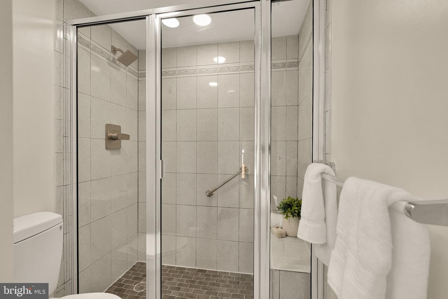6800 Fleetwood Road #901 photo 14