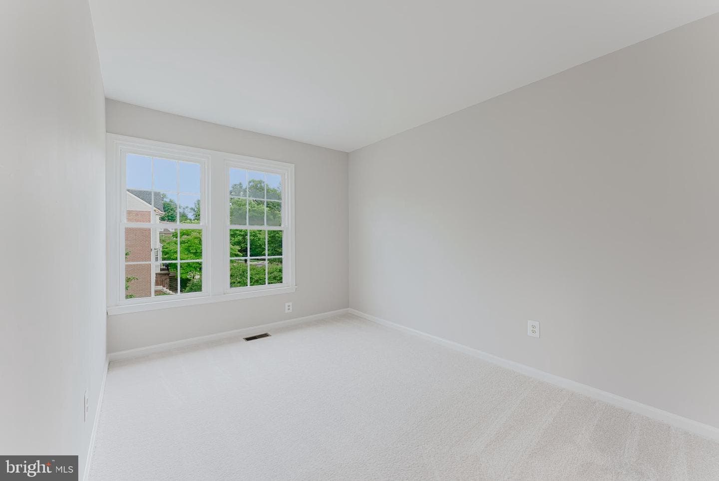 3929 Clares Court photo 29