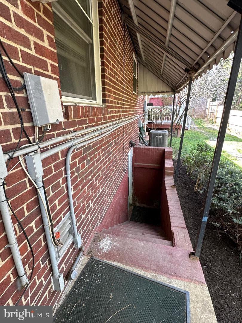 6105 Munson Hill Road photo 5