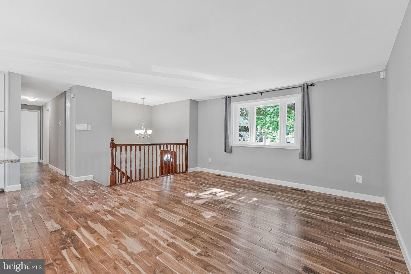 1105 Clarke Street photo 11