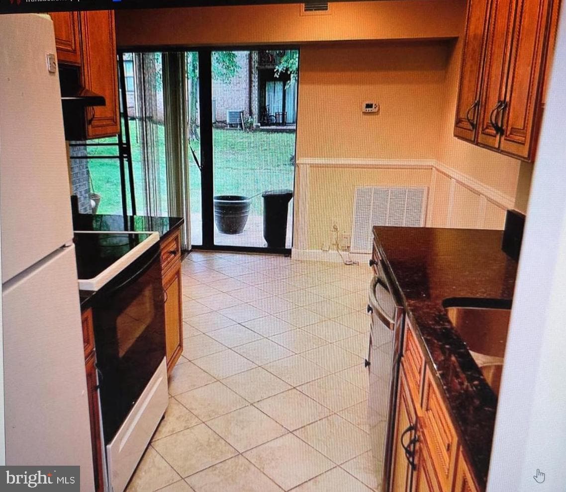 2226 Castle Rock Square #1b photo 6
