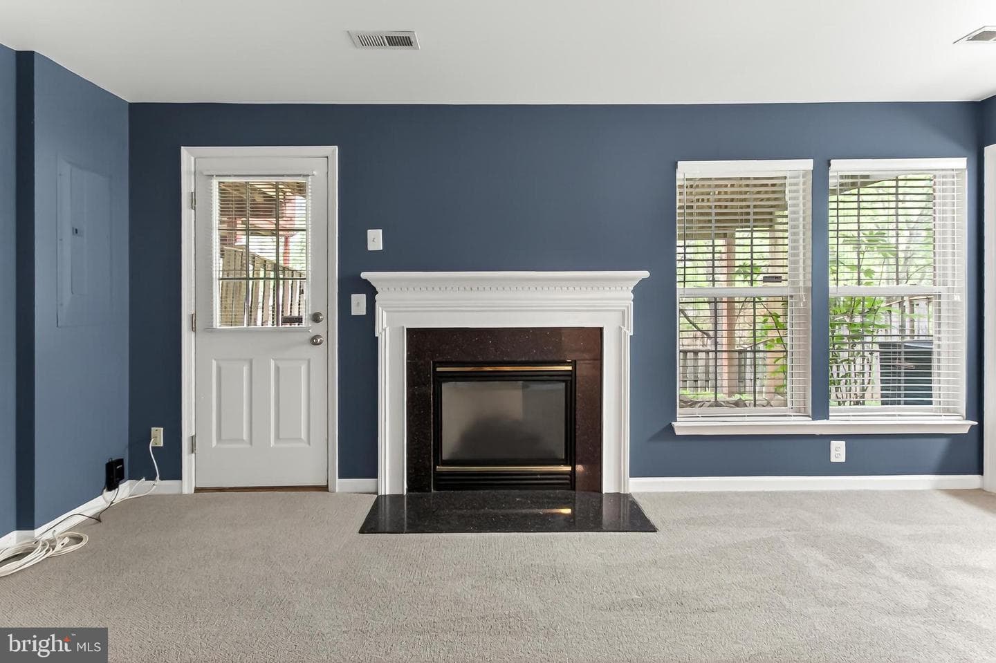 14210 Glade Spring Drive photo 35