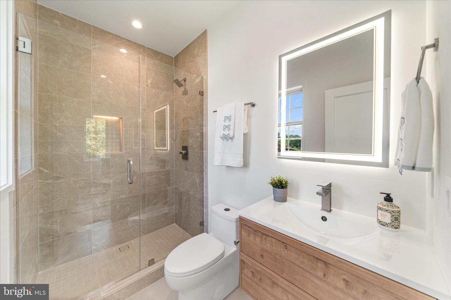 1110 Hillcrest Drive SW photo 71