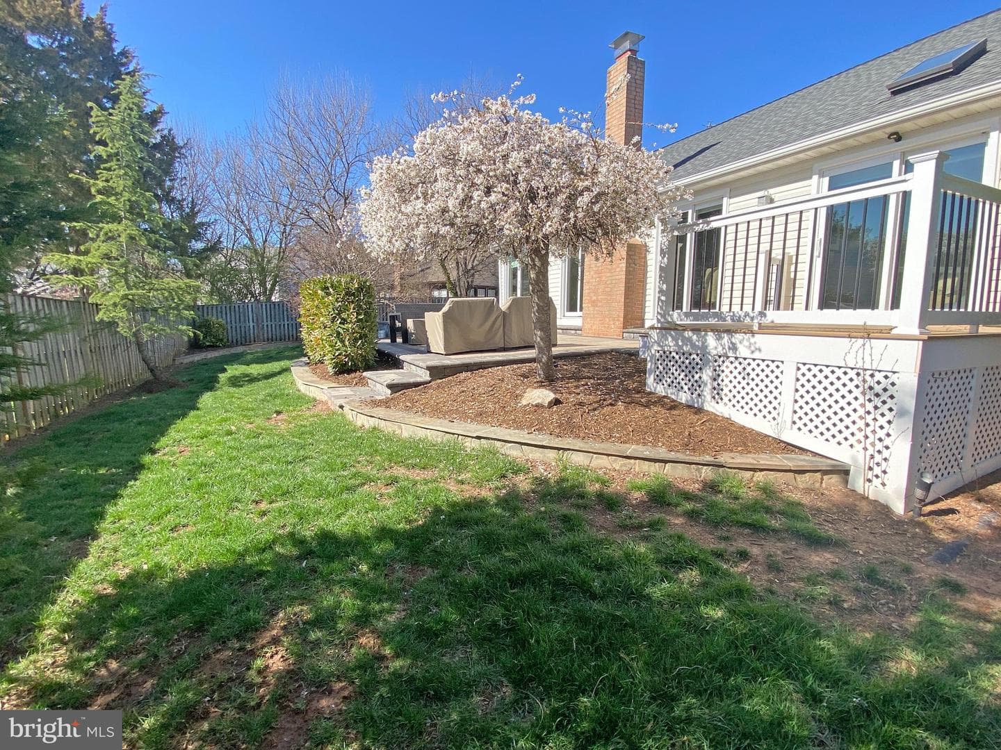 13905 Deviar Drive photo 3