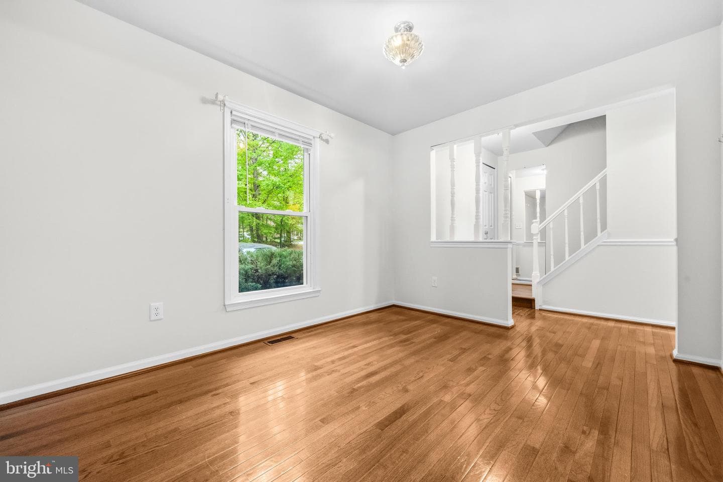 6279 Kerrydale Drive photo 11