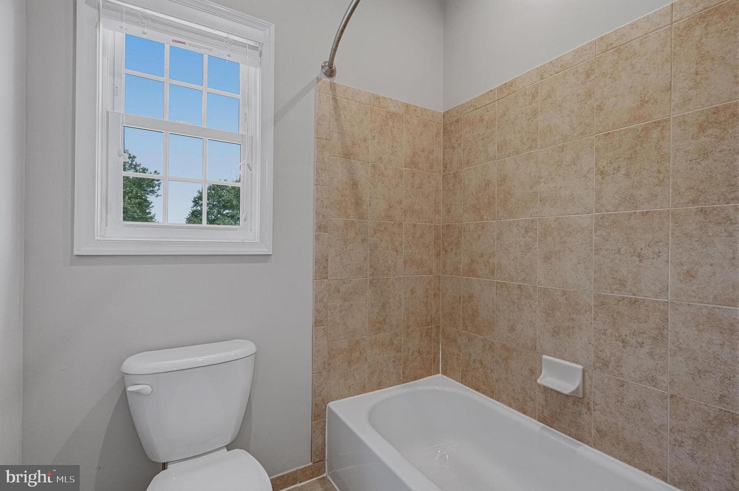 6804 Dean Drive photo 34