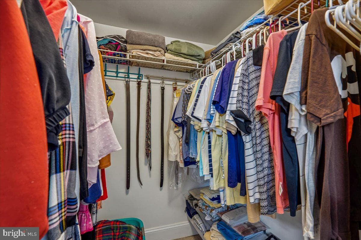 11256 Chestnut Grove Square #23 photo 17