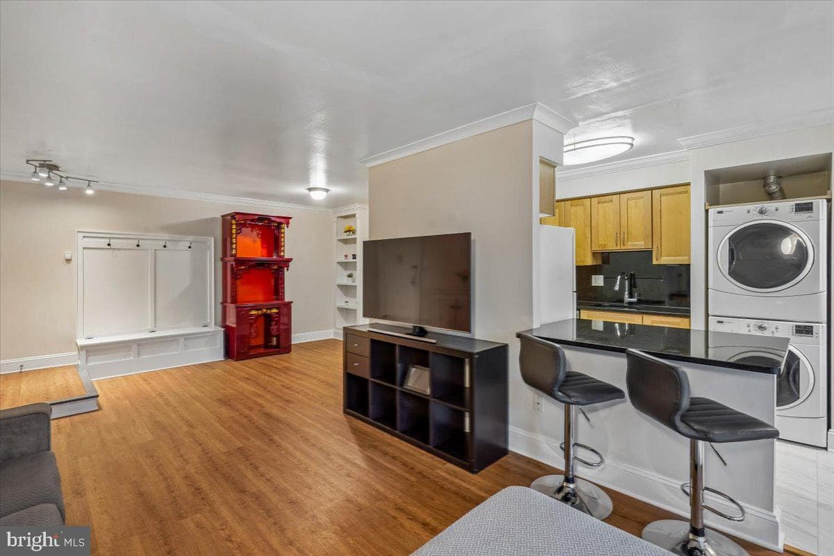 11256 Chestnut Grove Square #23 photo 6