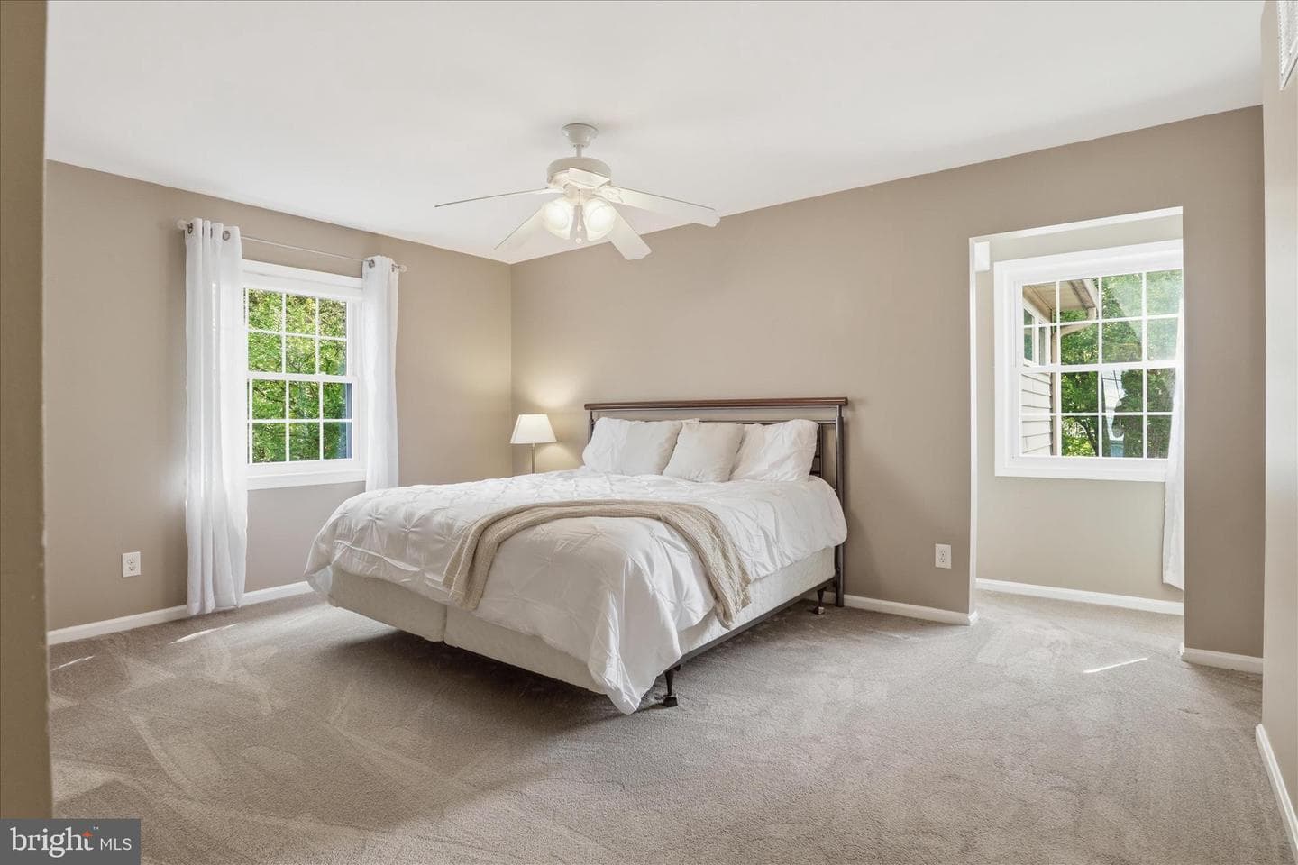 5457 Broadmoor Street photo 30