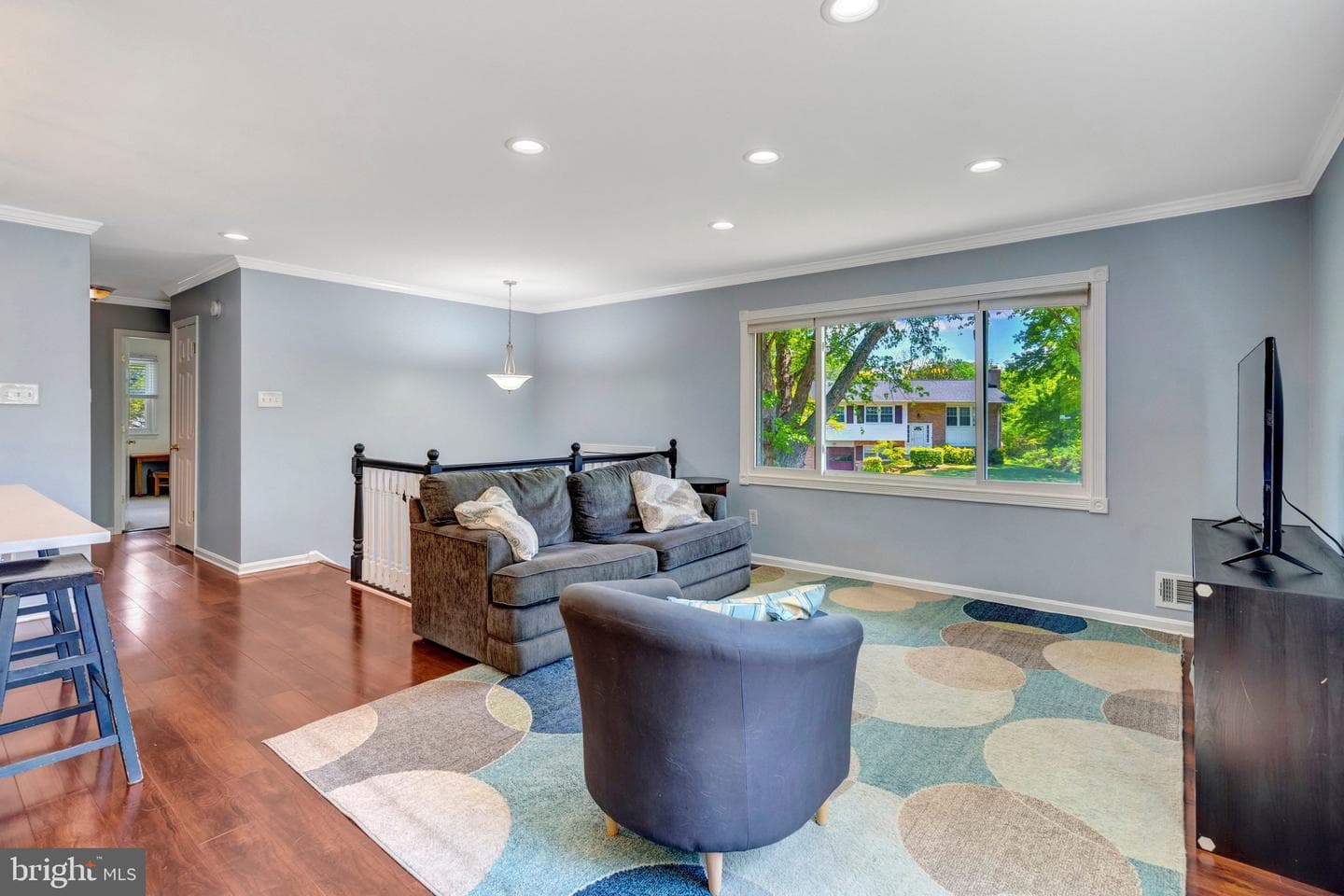 7212 Galgate Drive photo 4